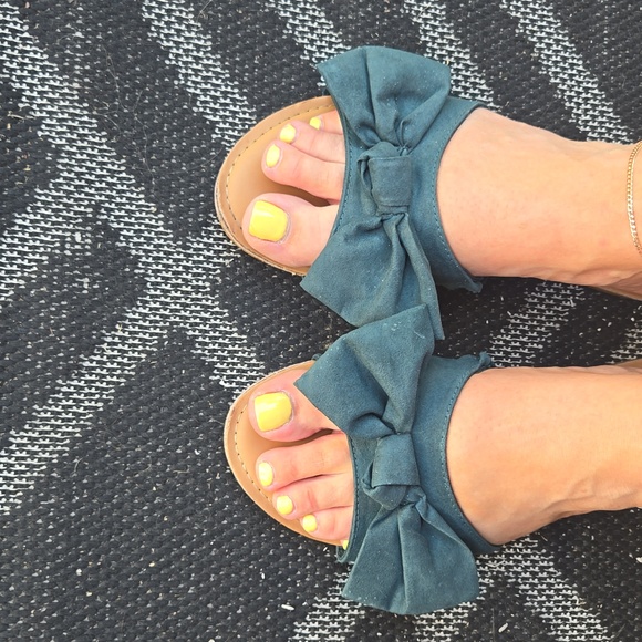 Sandals - Picture 6 of 6